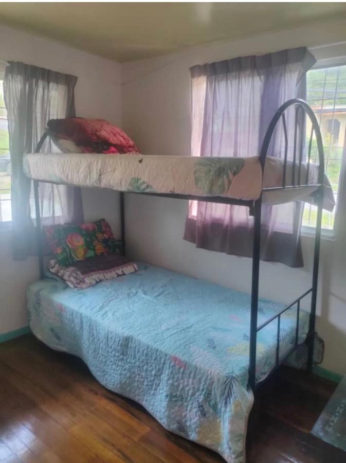 Holiday home Mak Upstairs With 5 Bedrooms *