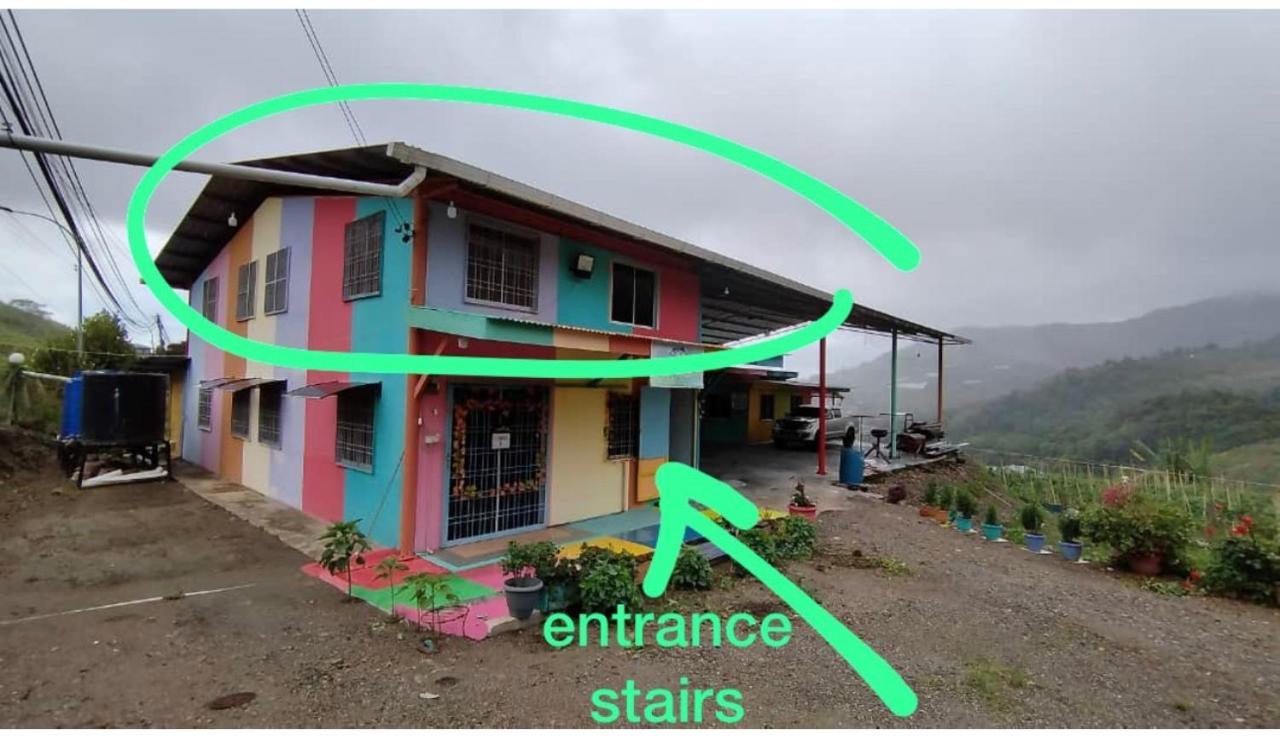 Holiday home Mak Upstairs With 5 Bedrooms *